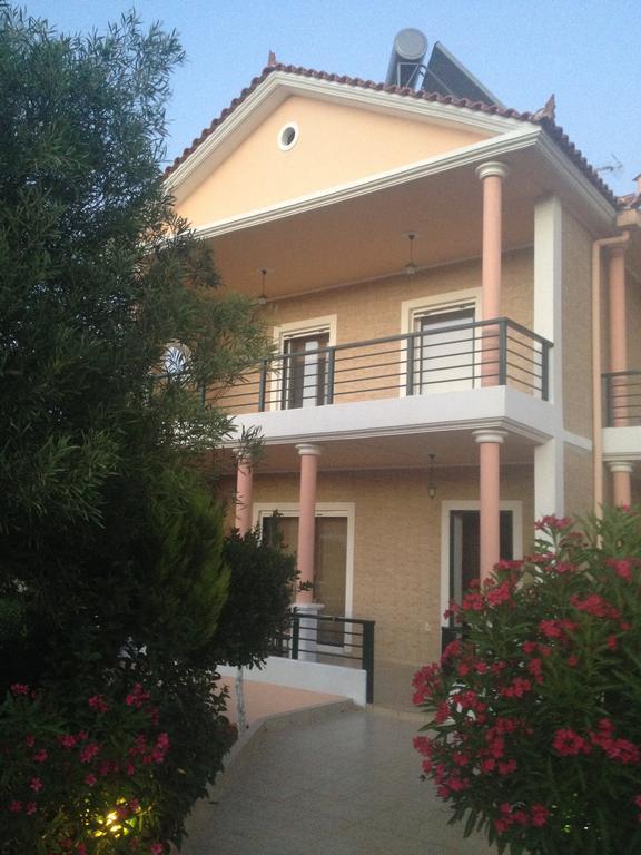 Niso Villas Gyri Luaran gambar